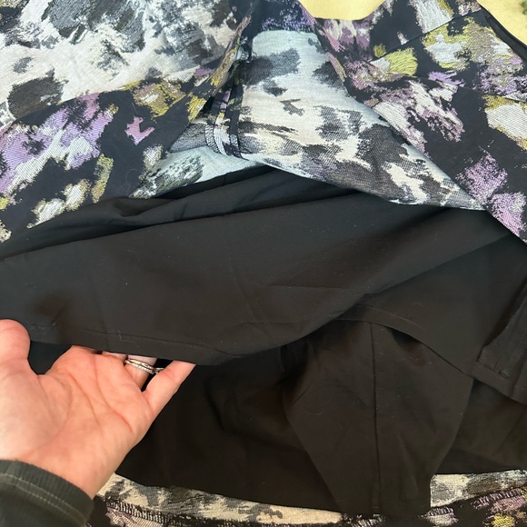 Banana Republic A-Line Pleated Wrap Skirt in Floral - Picture 3 of 6